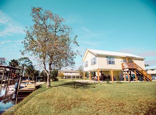 4029 Robin St, Bay Saint Louis, MS 39520