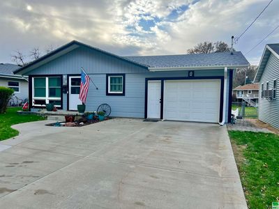 2409 S Nicollet St, Sioux City, IA, 51106