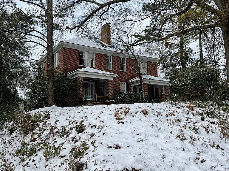 123 S Pickens St — Photo 1
