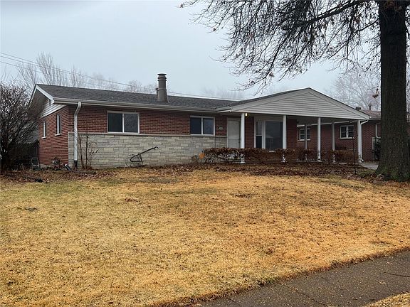 3rd image of 280 Naomi Ave