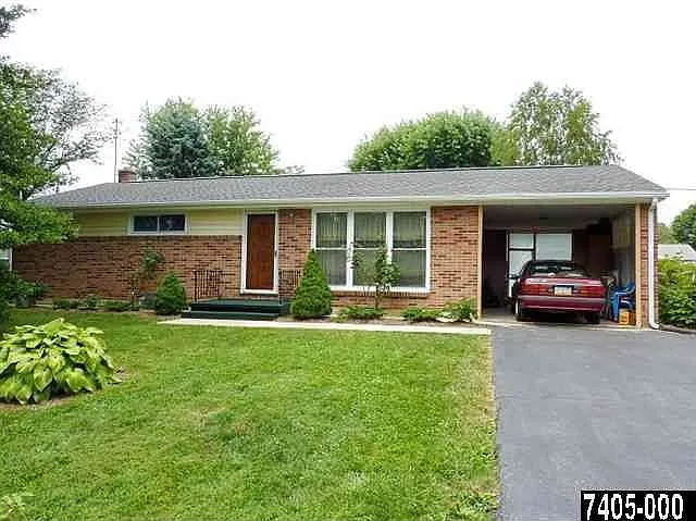 2449 Bradford Dr photo 1