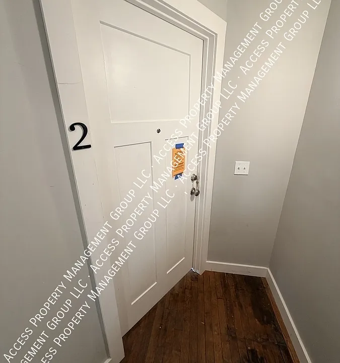 930 Nagold St NW #2