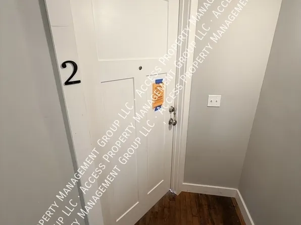 930 Nagold St NW #2, Grand Rapids, MI 49504