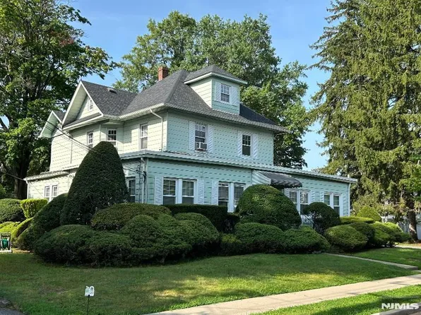 59 Kingsberry Ave, Westwood, NJ 07675