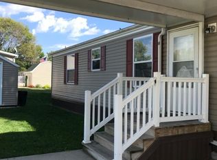 231 Fawn Creek Cir, Anamosa, IA 52205