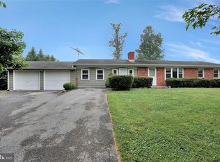 61 Davis Dr, Martinsburg, WV 25404