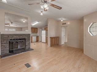 1323 Avenue E, Huntsville, TX 77340