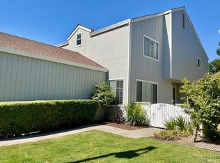 2375 Morningside Cir, Santa Rosa, CA 95405