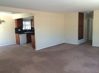 8327 5th St APT 201, Downey, CA 90241