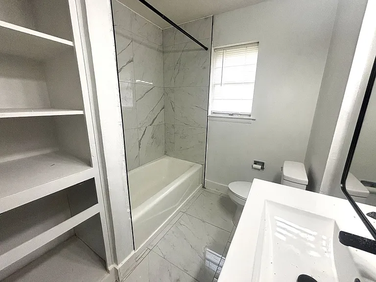 1008 Francais Dr — Photo 8