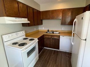 405 Saint Vrain Pl APT 302, Colorado Springs, CO 80904