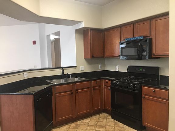 4th image of 5350 Dunlay Dr Unit 2016
