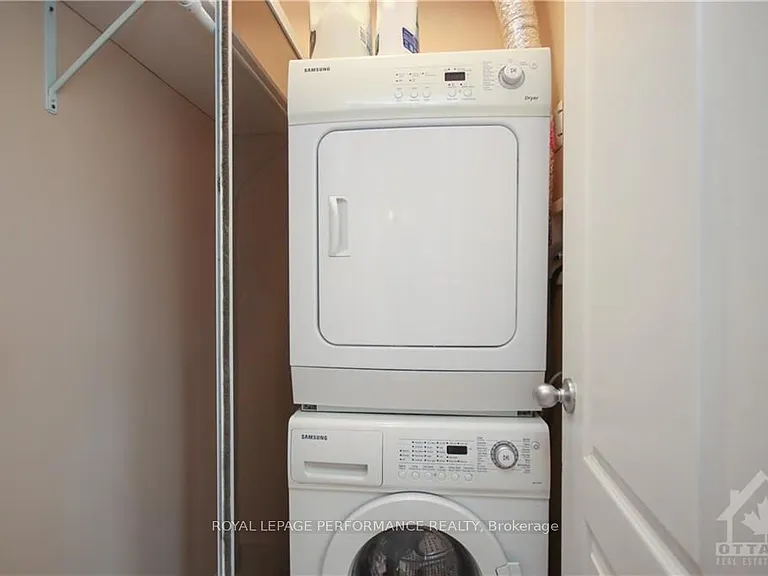 736 Cooper St W #2 — Photo 16