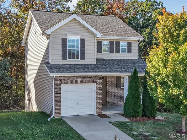 131 Bridgeton Dr, Wentzville, MO 63385