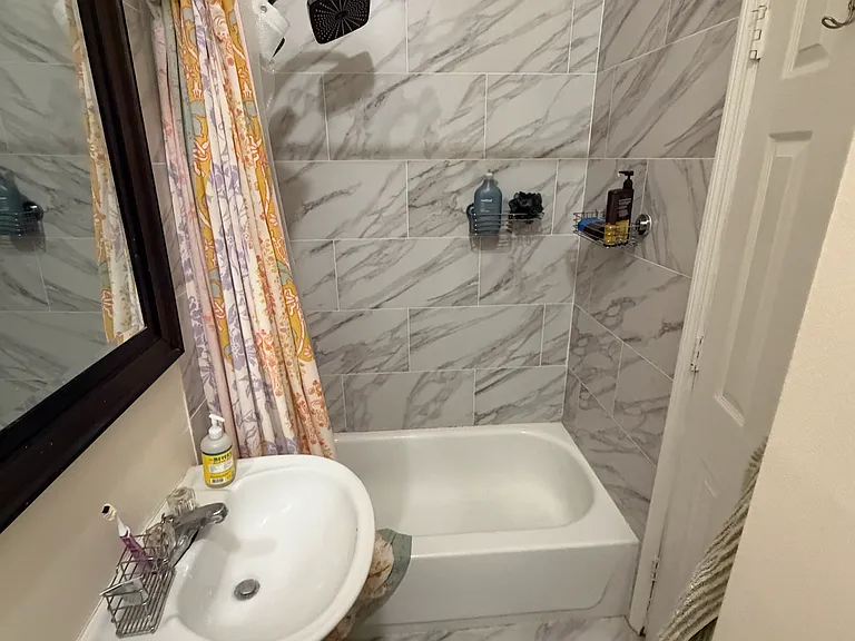 310 Monroe St #1 — Photo 8