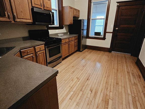 5th image of 3308 N Hamilton Ave #1