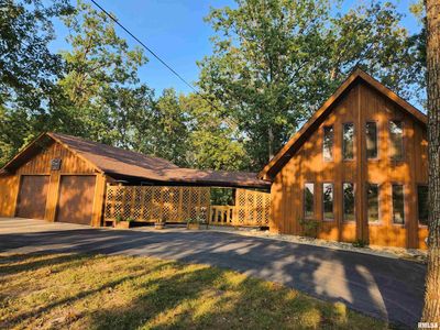 18900 N Hails Ln, Mount Vernon, IL, 62864