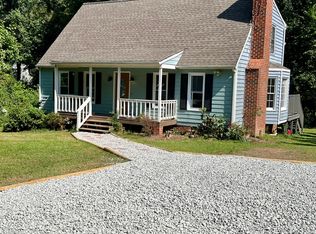 8328 Den Bark Dr, North Chesterfield, VA 23235