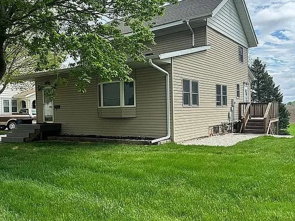 128 East St, Manning, IA 51455