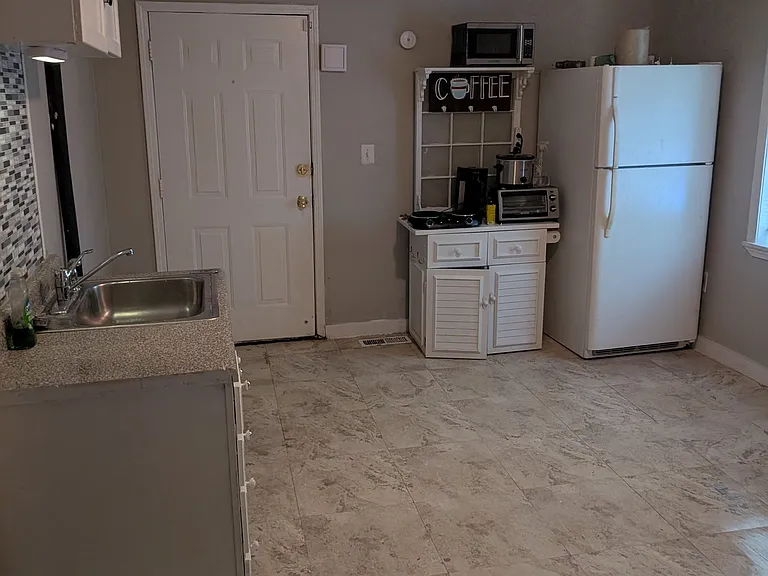 30 Tempie Dr #2 — Photo 4