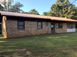8377 Redbud Rd, Waldron, AR 72958
