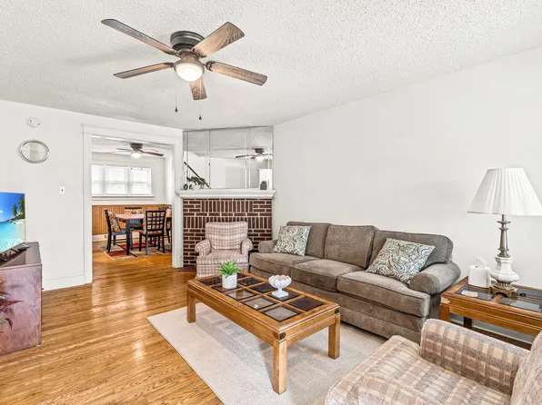 (undisclosed Address), Sharon Hill, PA 19079