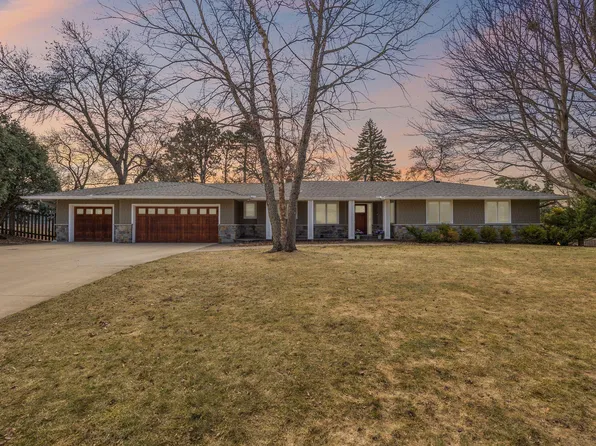 5424 Highwood Dr W, Edina, MN 55436
