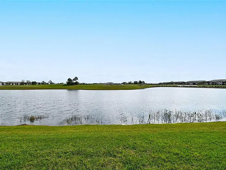 5537 Palmer Cir #201 — Photo 39