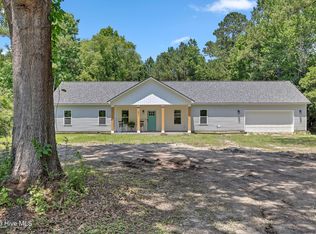 131 New Rd, Burgaw, NC 28425