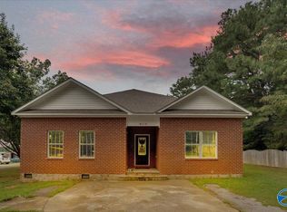 19259 Runway St, Athens, AL 35614