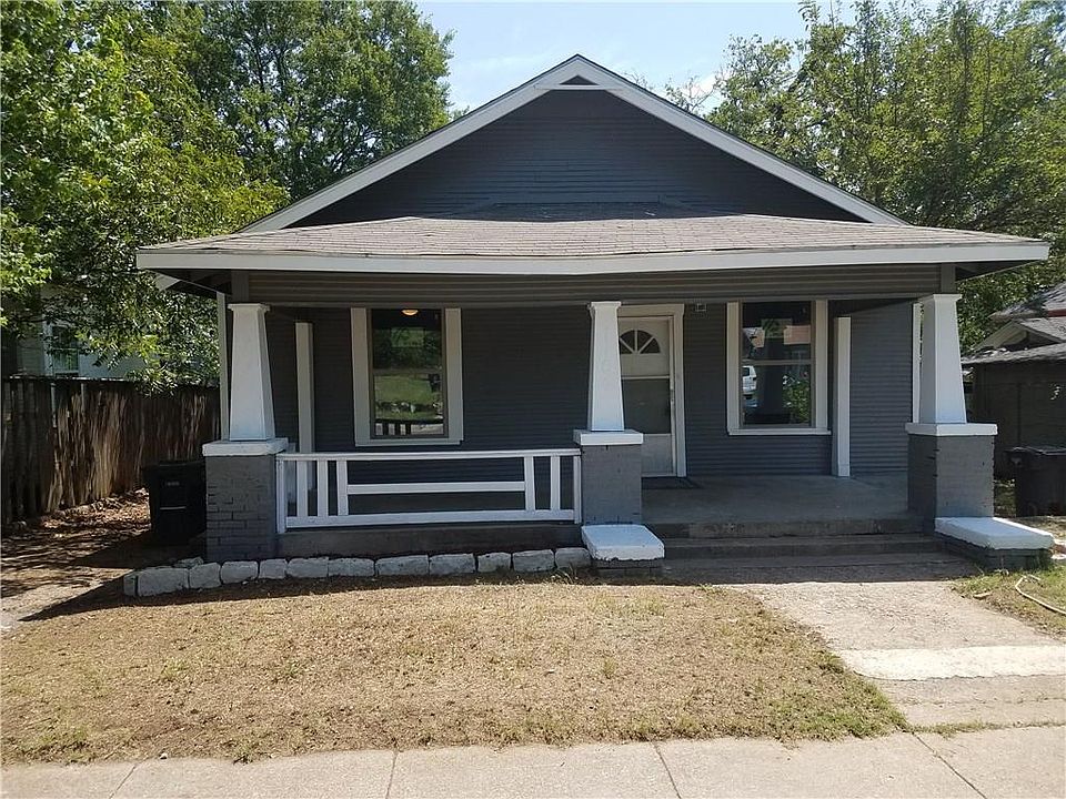 1st image of 1104 Elmwood Ave