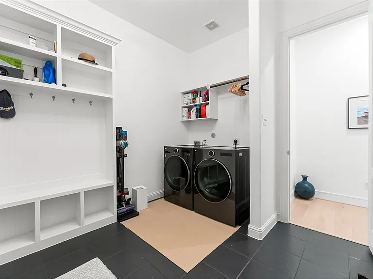 1053 Bat Hawk Ct — Photo 36