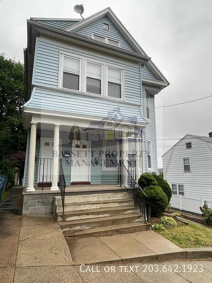 2 bed, 1.0 bath, 1150 sqft, $1,795 — Photo 1