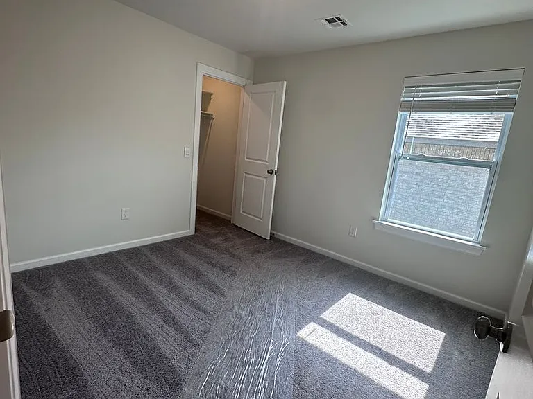 4008 Caraway Ln — Photo 6