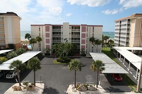 1st image of 1100 Tarpon Center Dr APT 204