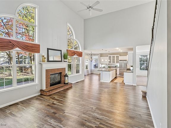 3rd image of 2409 Quail Hollow