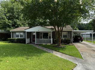 512 Eisenhower Dr, Hinesville, GA 31313