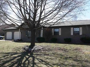 2658 Greenbrier Rd, Green Bay, WI 54311