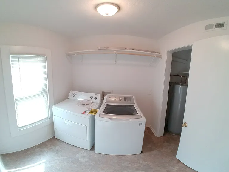 424 Middlesex St — Photo 27