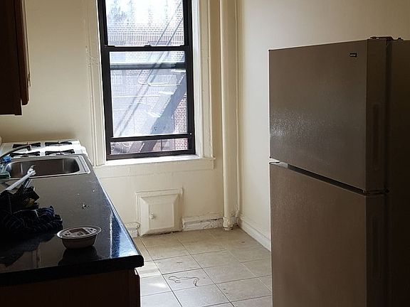 2nd image of 221 Linden Blvd APT F15