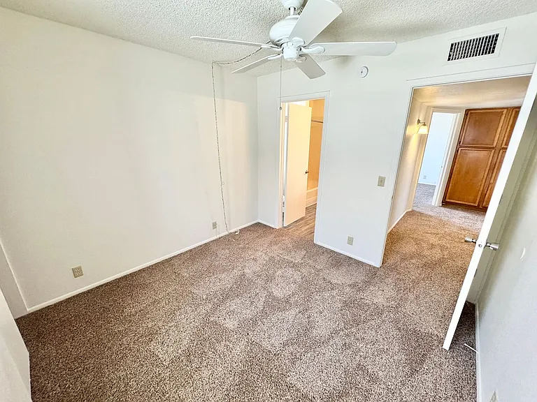 6319 W Townley Ave — Photo 22