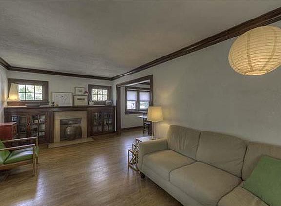 3rd image of 357 N Lawn Ave