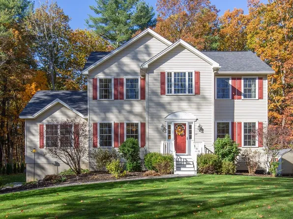 34 Frontier Drive, Pelham, NH 03076