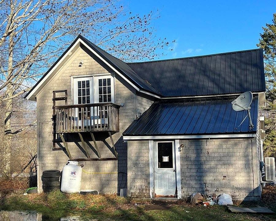 2nd image of 167 Kennebec Rd