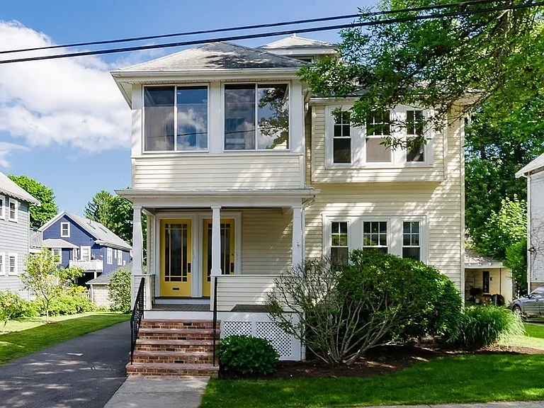 32 Newport St #1 — Photo 17