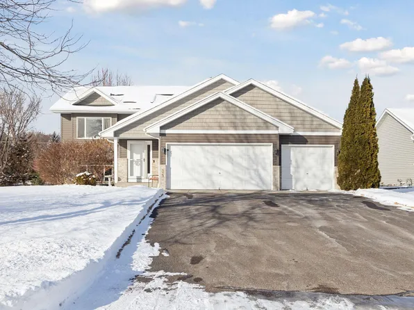 523 Henry Ln, Lino Lakes, MN 55014