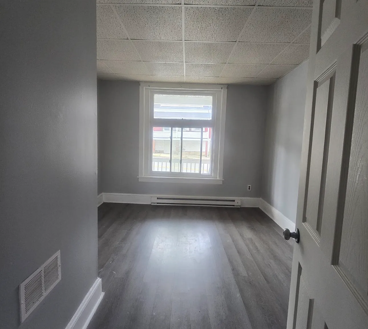 1 bed, 500 sqft, $1,550 — Photo 3