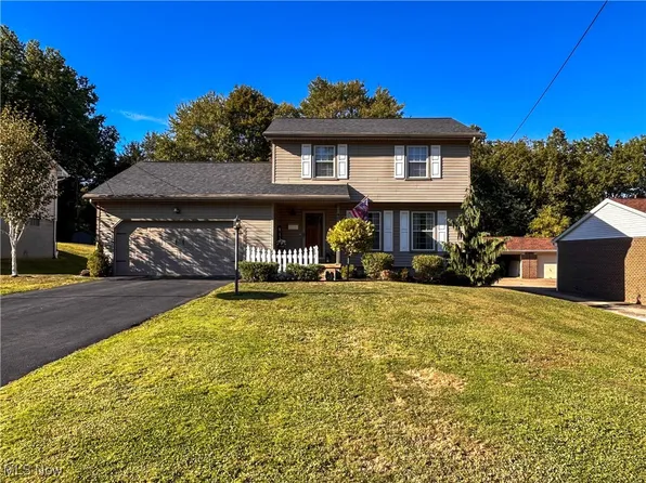 4042 Baymar Dr, Youngstown, OH 44511