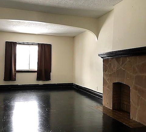 4th image of 84 Connelly Ave
