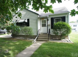 1019 Elm St, Webster City, IA 50595